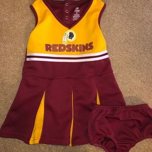 Redskins Cheerleading outfit